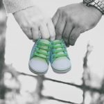 Konst och graviditet med babyskor 36