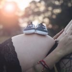 Konst och graviditet med babyskor 39